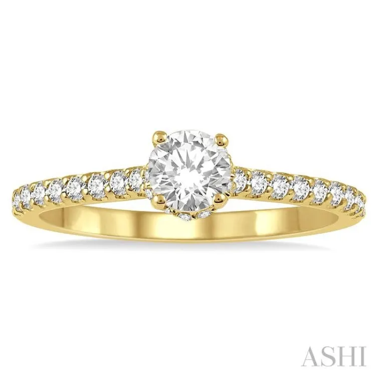 1/2 ctw Diamond Engagement Ring With 1/4 ctw Round Cut Diamond Center Stone in 14K Yellow Gold