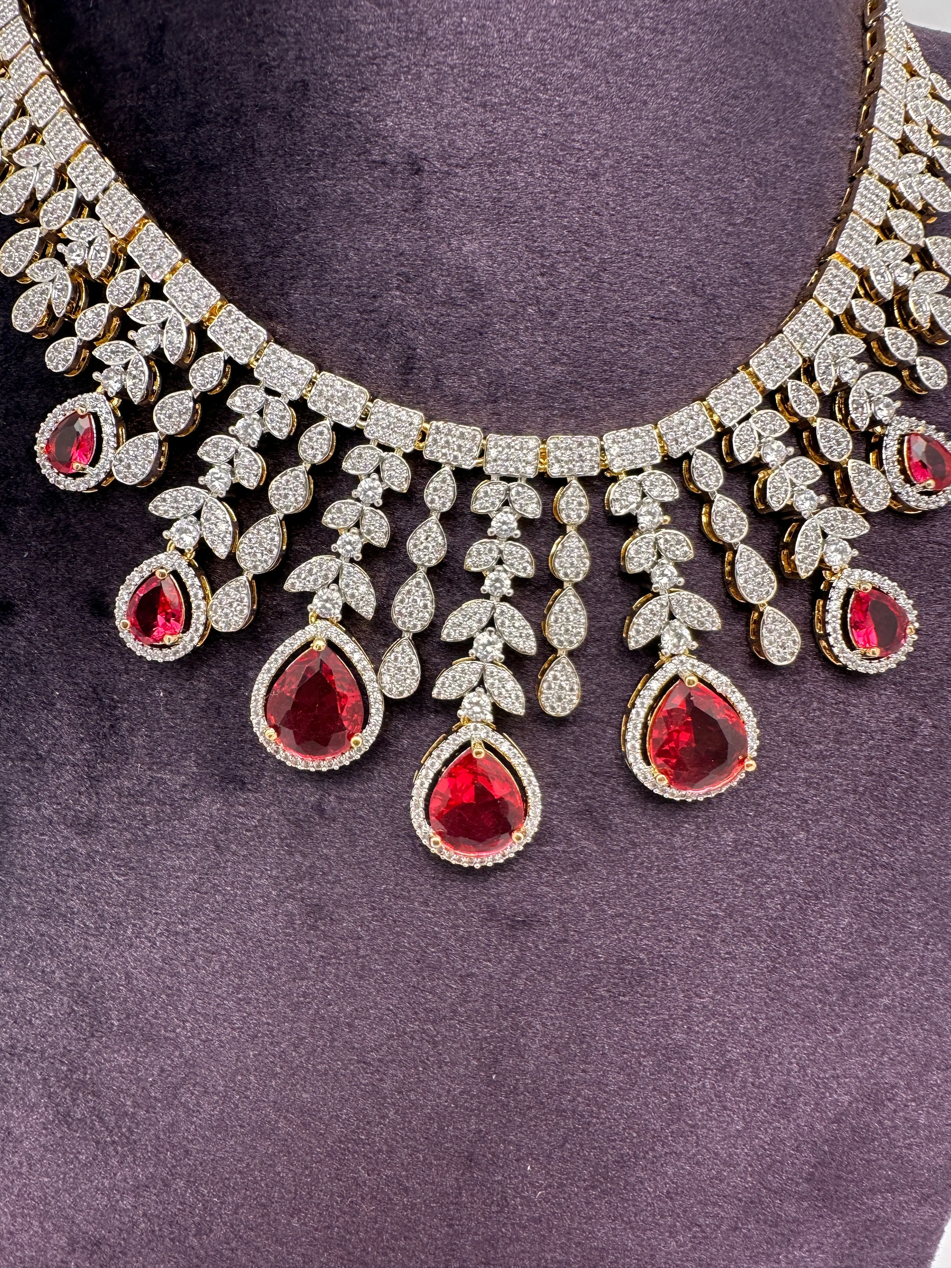 AD Neckline Color Stone Short Necklace