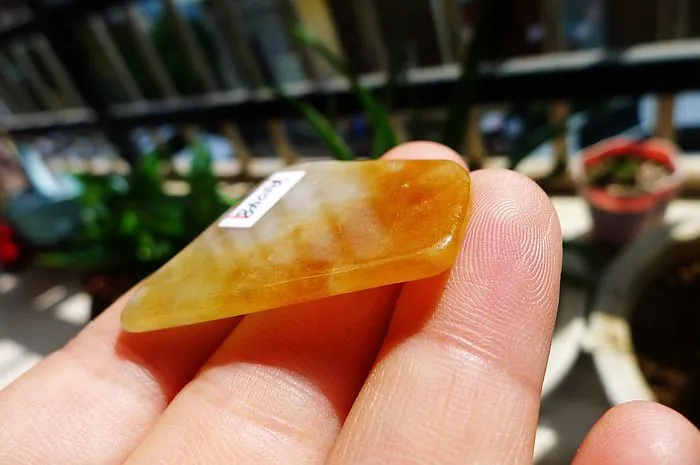 Natural Jade Rough Jadeite Raw (7g,3.7X3X0.3cm)