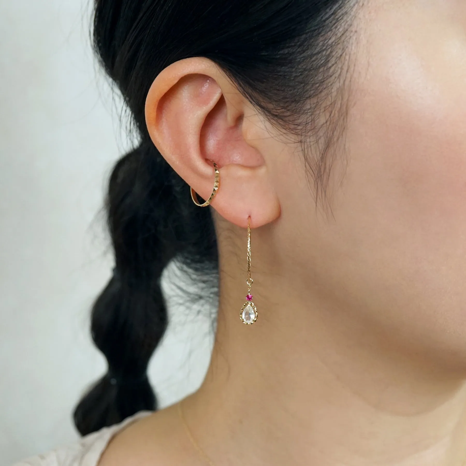 [Palette] 10K Ruby x Moonstone Charms (Yellow Gold)