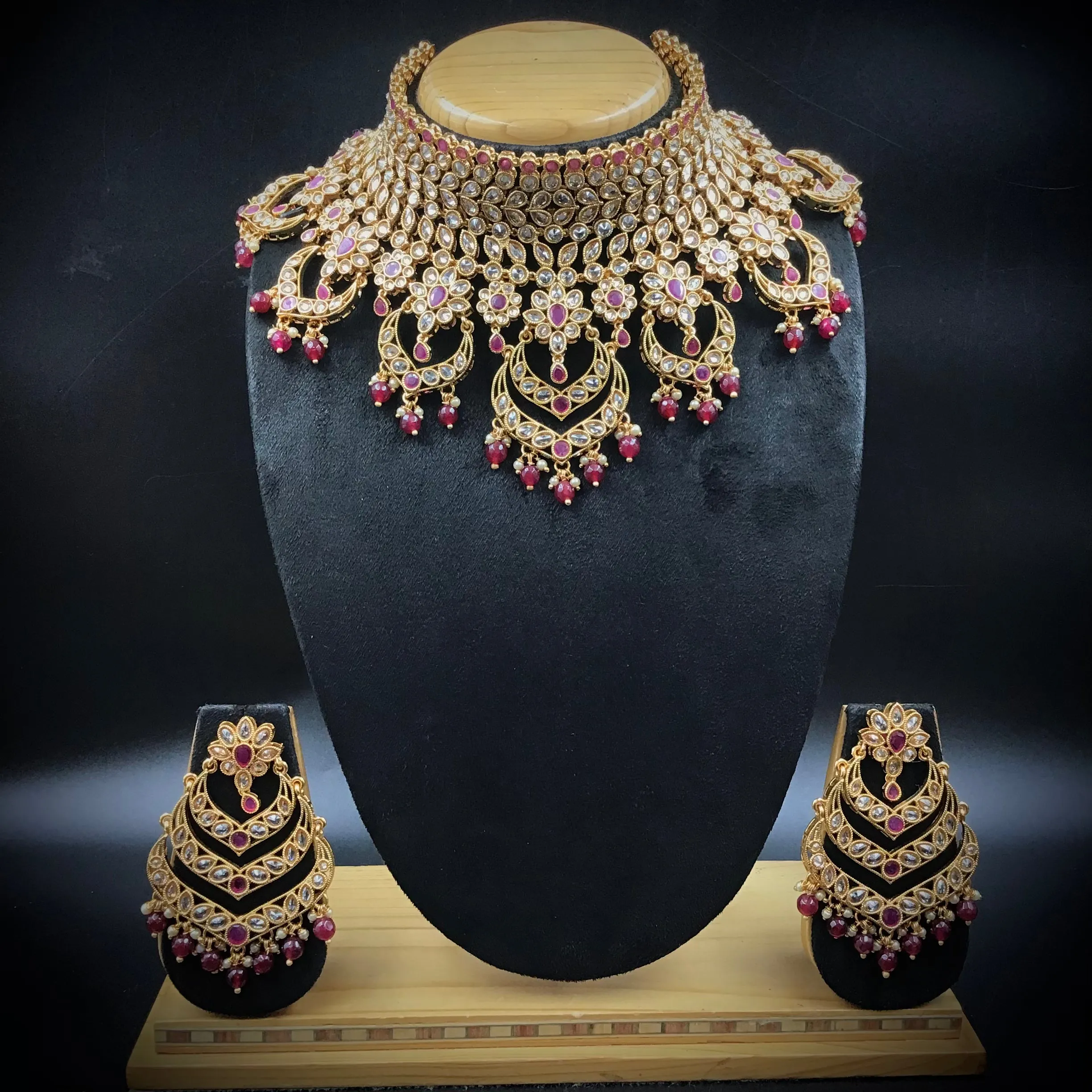 Ruby Gold Look Necklace Set 17274-4422