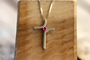 Ruby, White gold elegant cross